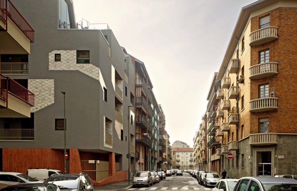 “城市装饰”：新住宅建筑，都灵 / Marcante-Testa (UdA Architetti)