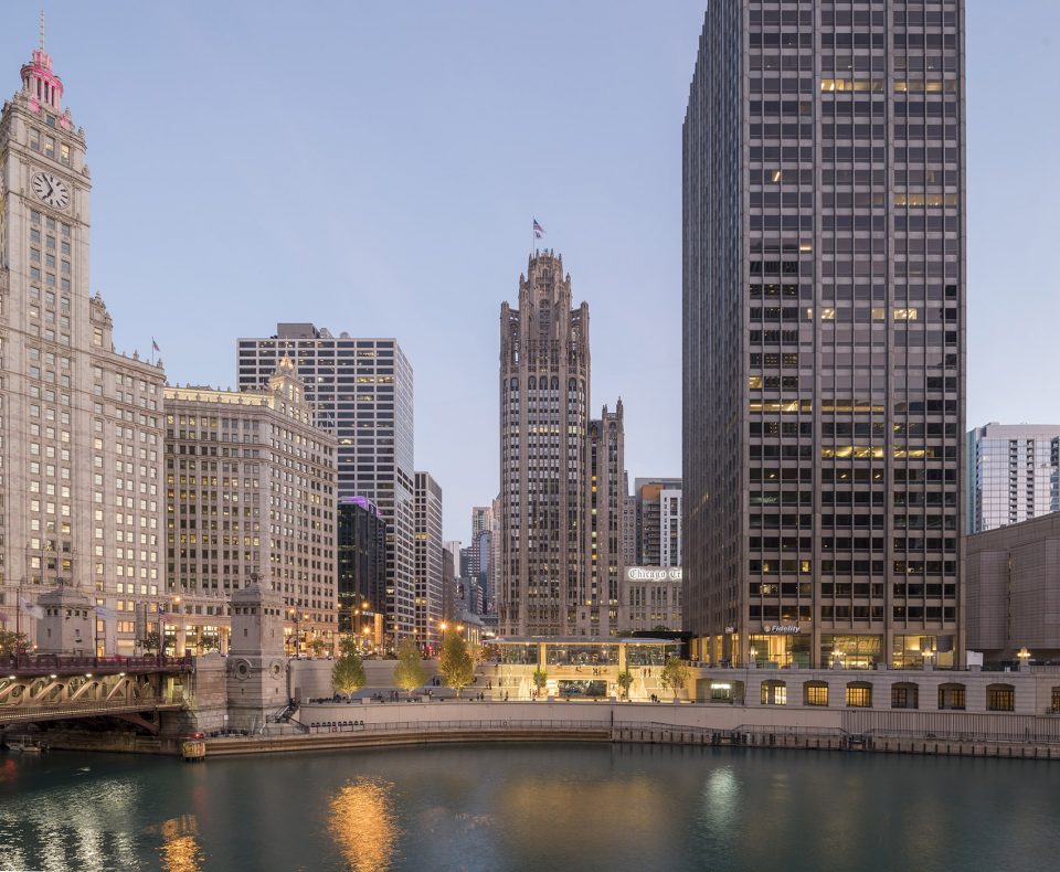 Apple Michigan Avenue reconnects Chicago to its river By Foster Partners
