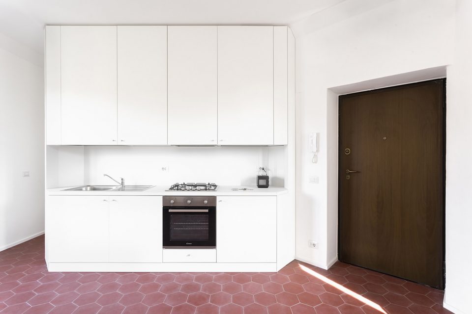 House with Alcove by casatibuonsante architects