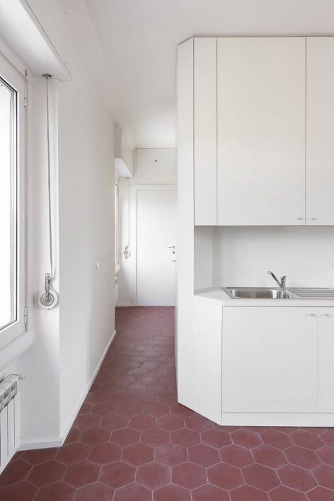 House with Alcove by casatibuonsante architects