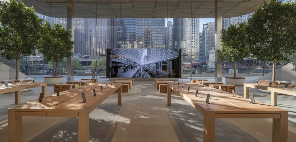 Apple Michigan Avenue reconnects Chicago to its river By Foster Partners