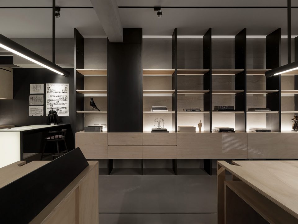 raw by One Work Design