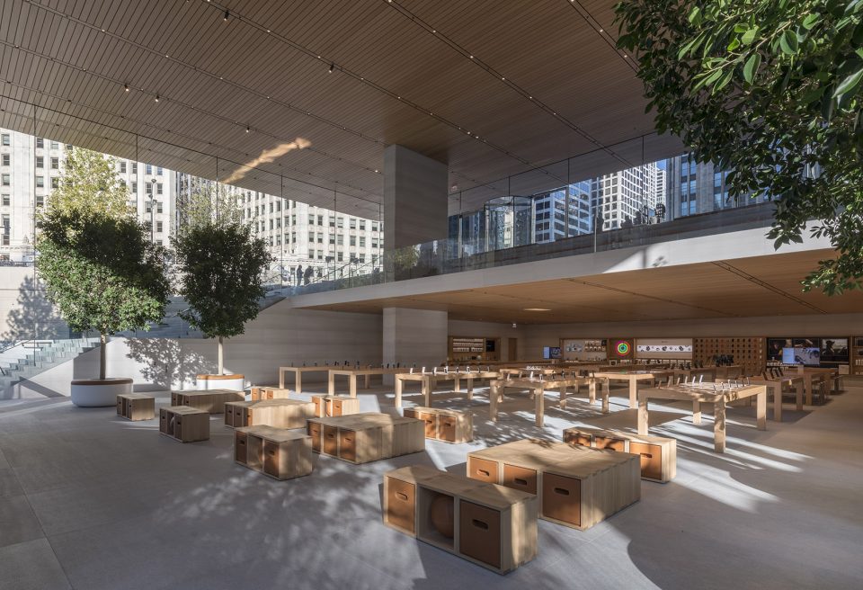 Apple Michigan Avenue reconnects Chicago to its river By Foster Partners