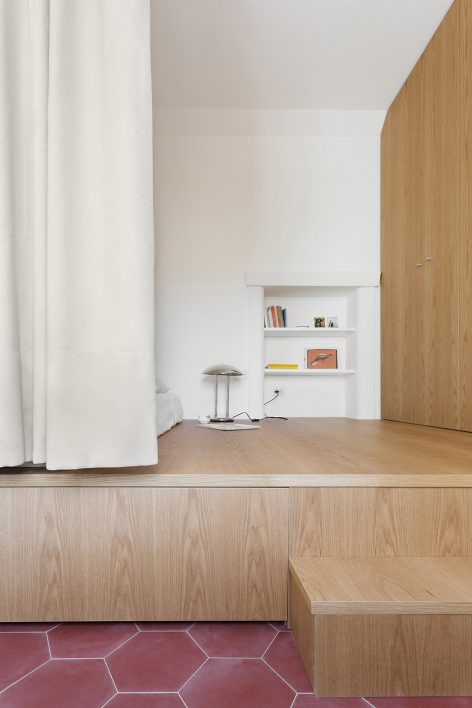 House with Alcove by casatibuonsante architects