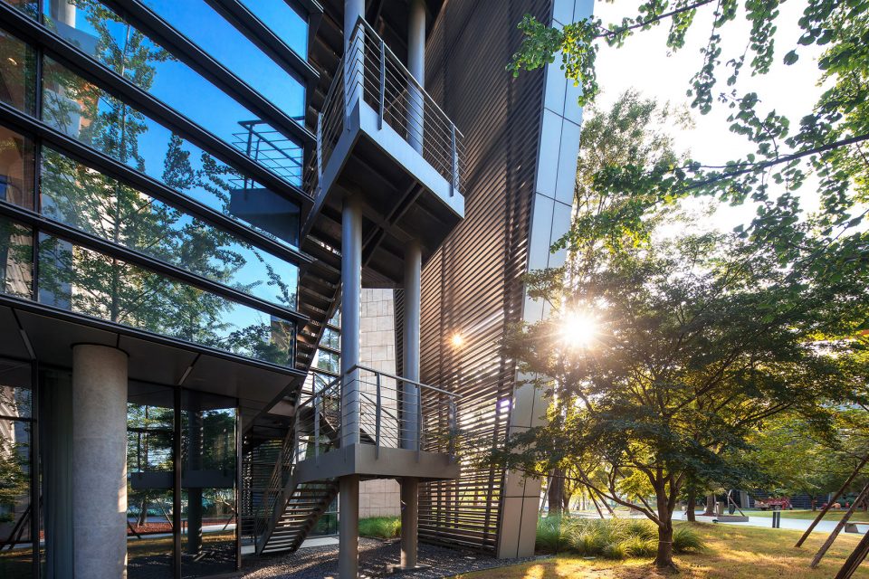 Langjiu Group HQ at Luxelake by JWDA