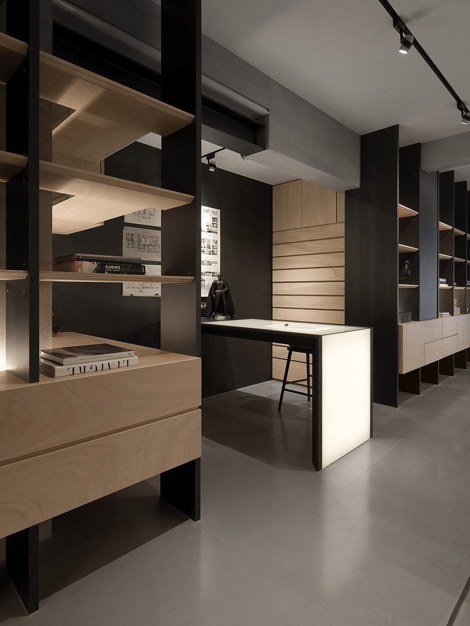 raw by One Work Design