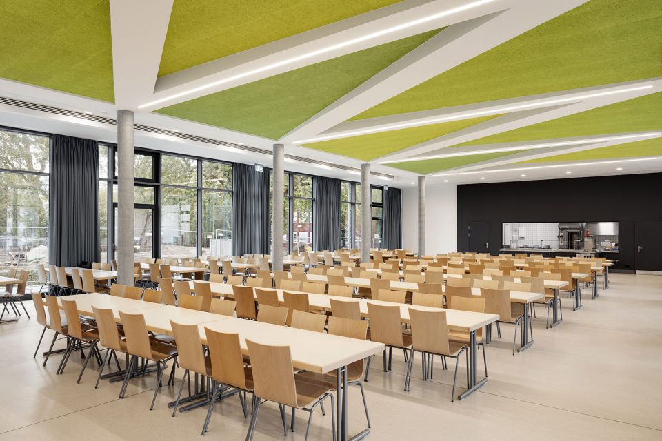 Extension of Gyula Trebitsch school in Hamburg Tonndorf by gmp