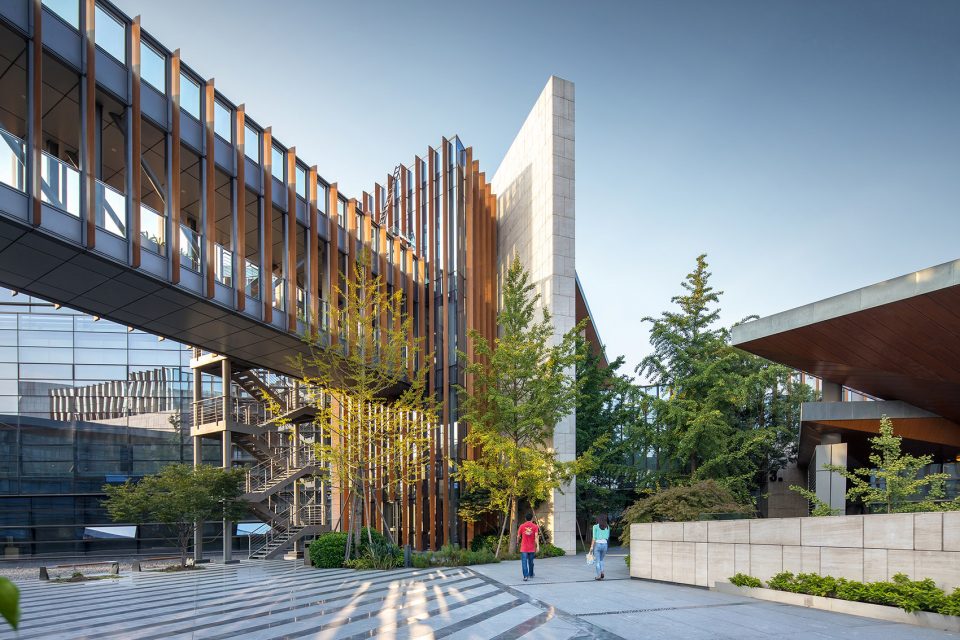 Langjiu Group HQ at Luxelake by JWDA