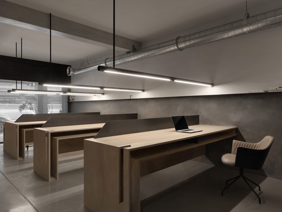 raw by One Work Design