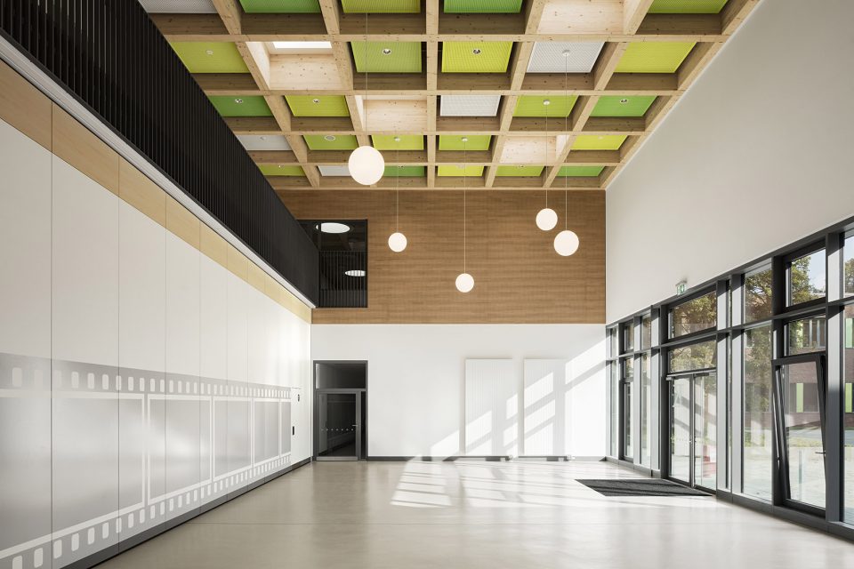 Extension of Gyula Trebitsch school in Hamburg Tonndorf by gmp