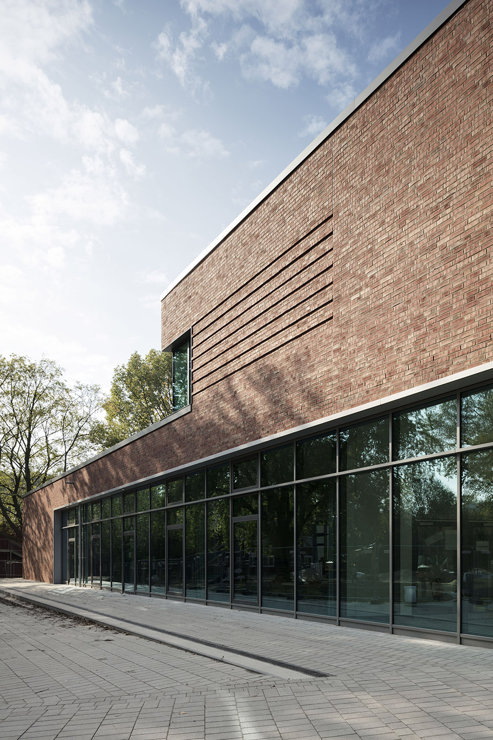Extension of Gyula Trebitsch school in Hamburg Tonndorf by gmp