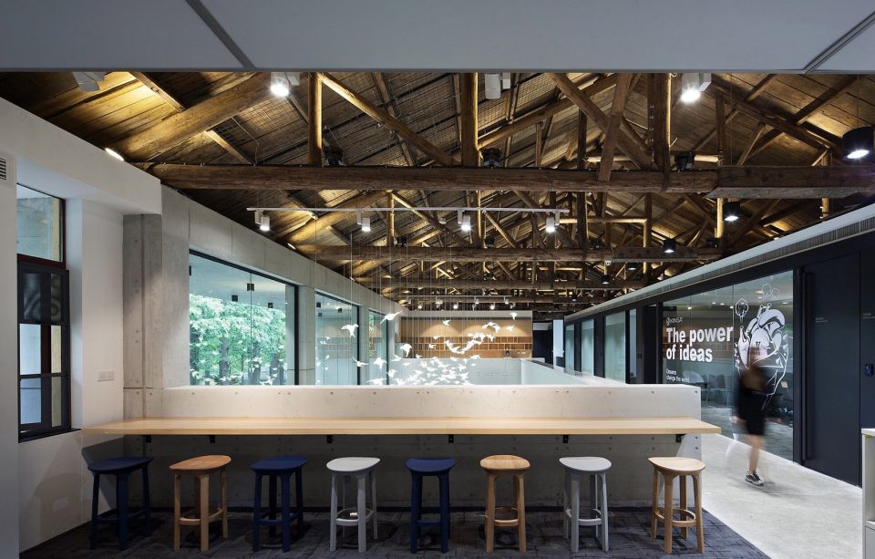 Office renovation of Nanjing Hua Ze media headquarters