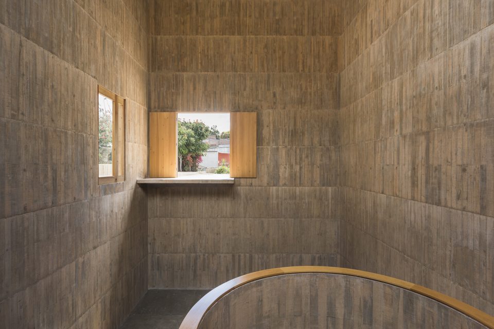 Teotitlán del Valle Community Cultural Center By PRODUCTORA