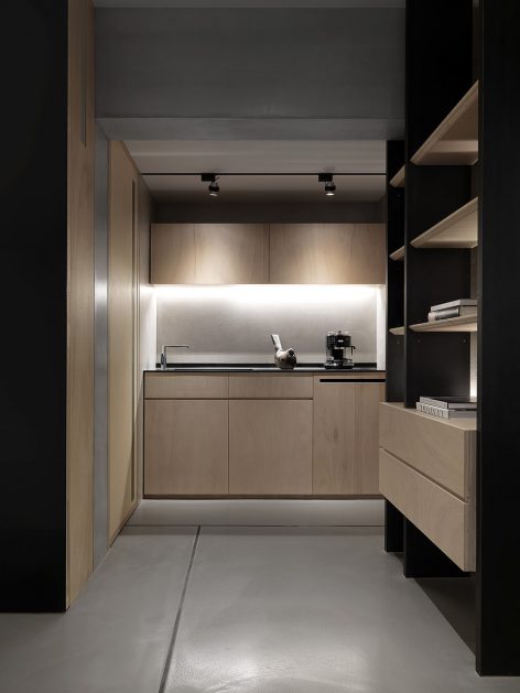 raw by One Work Design