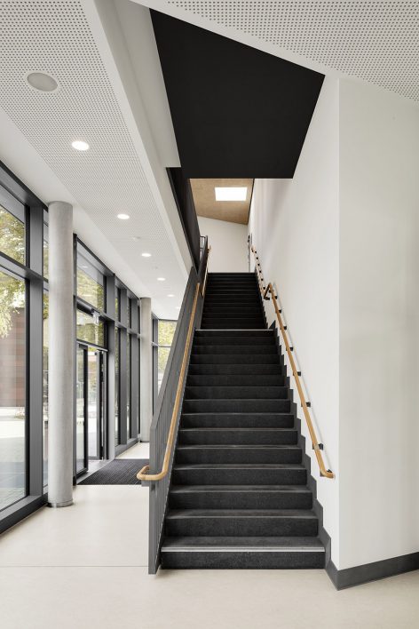 Extension of Gyula Trebitsch school in Hamburg Tonndorf by gmp