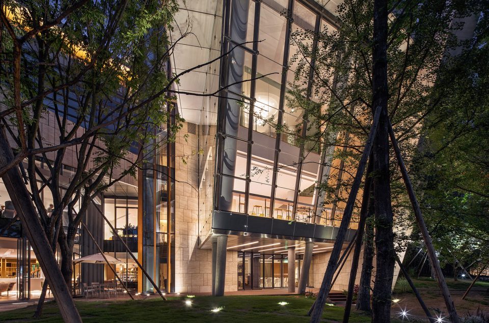 Langjiu Group HQ at Luxelake by JWDA