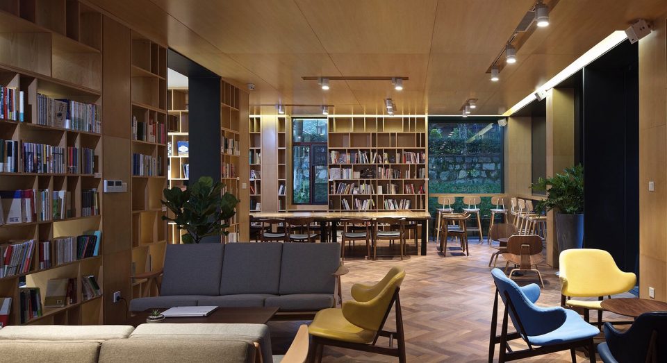 Office renovation of Nanjing Hua Ze media headquarters