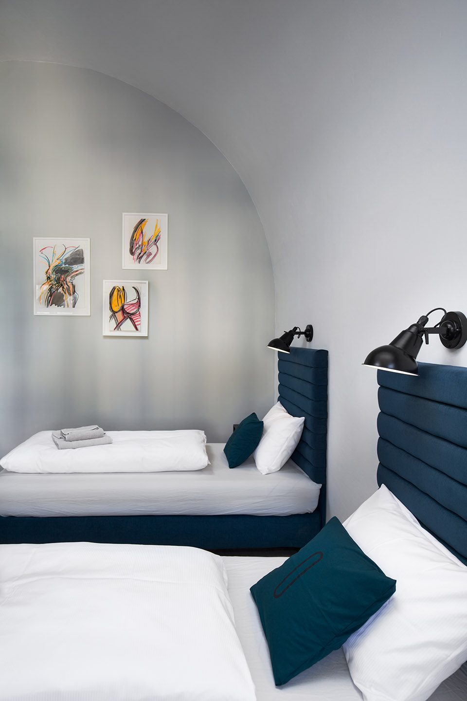 Long Story Short hostel cafe By Denisa Strmiskova Studio