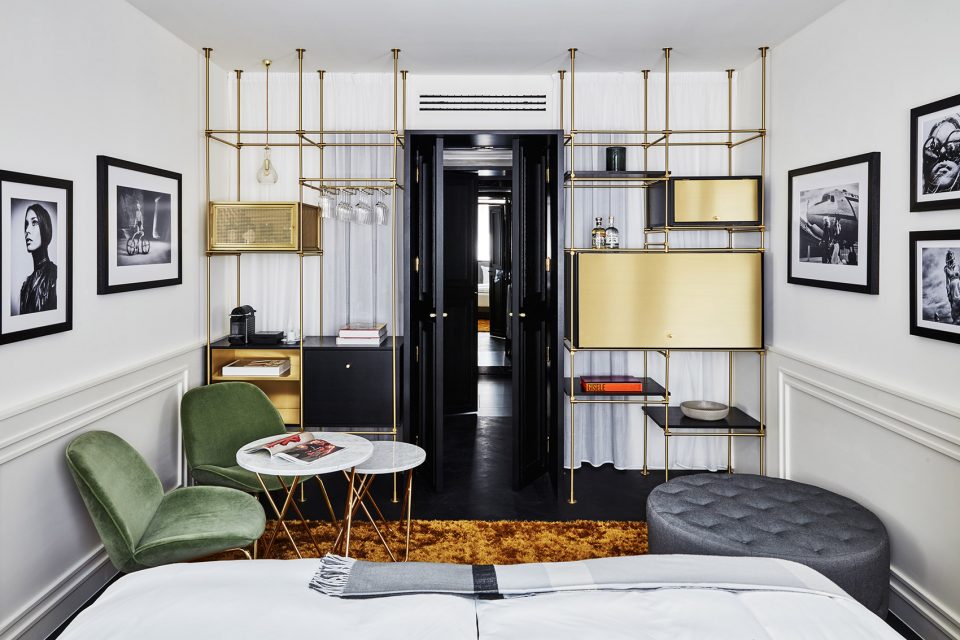 roomers munich deluxe room concrete