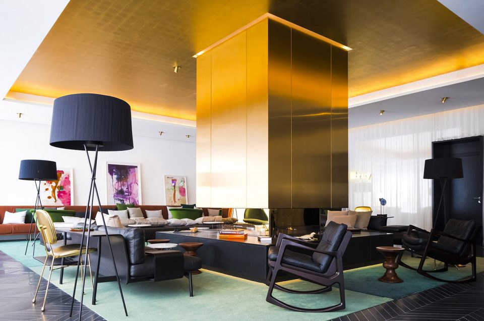 roomers munich lobby 01 concrete