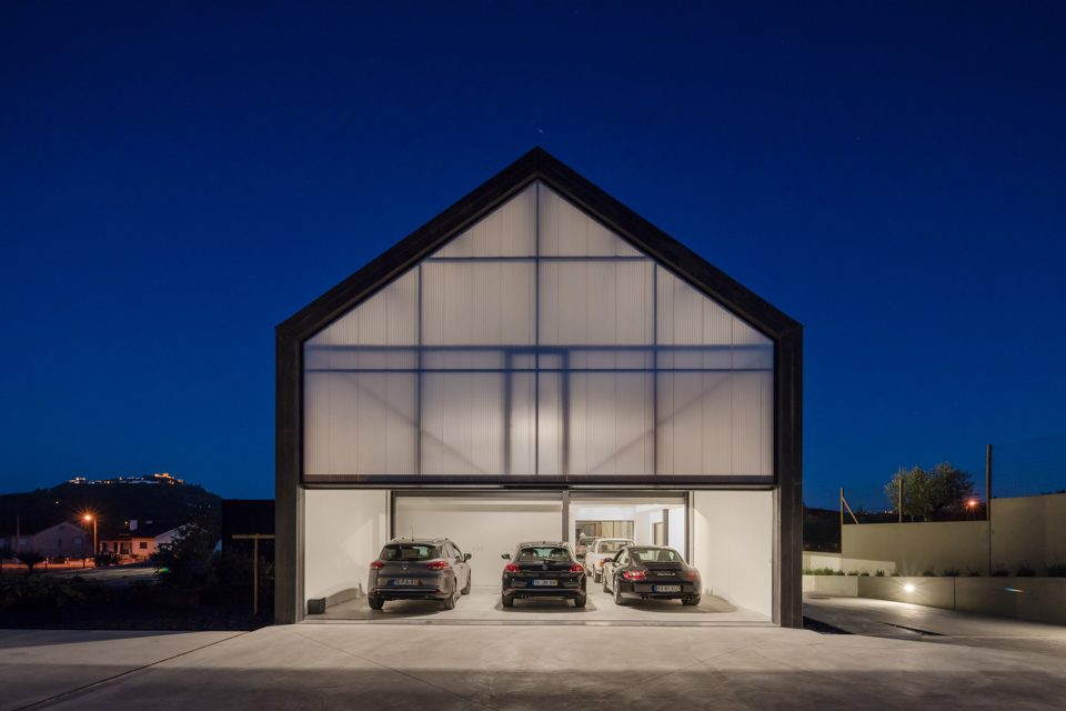 House in Ourém By Filipe Saraiva Arquitectos