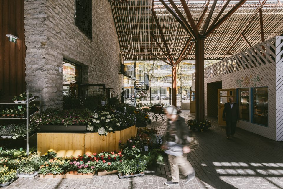 wooden koisk2 baltic station market koko architects