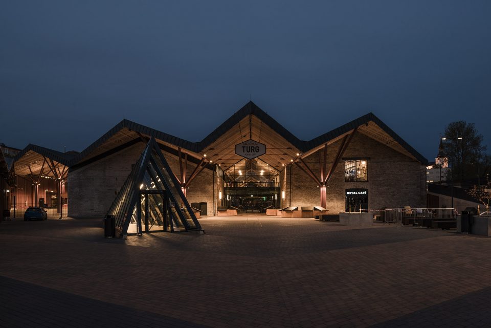 night view3 baltic station market koko architects