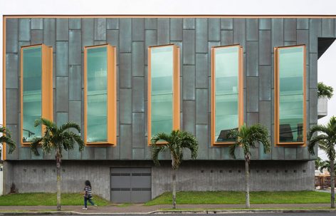 Van der Laat & Jiménez总部大楼，哥斯达黎加 / FORO ARQUITECTOS