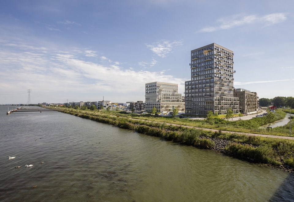 Residential Complex on Zeeburger Island by Studioninedots