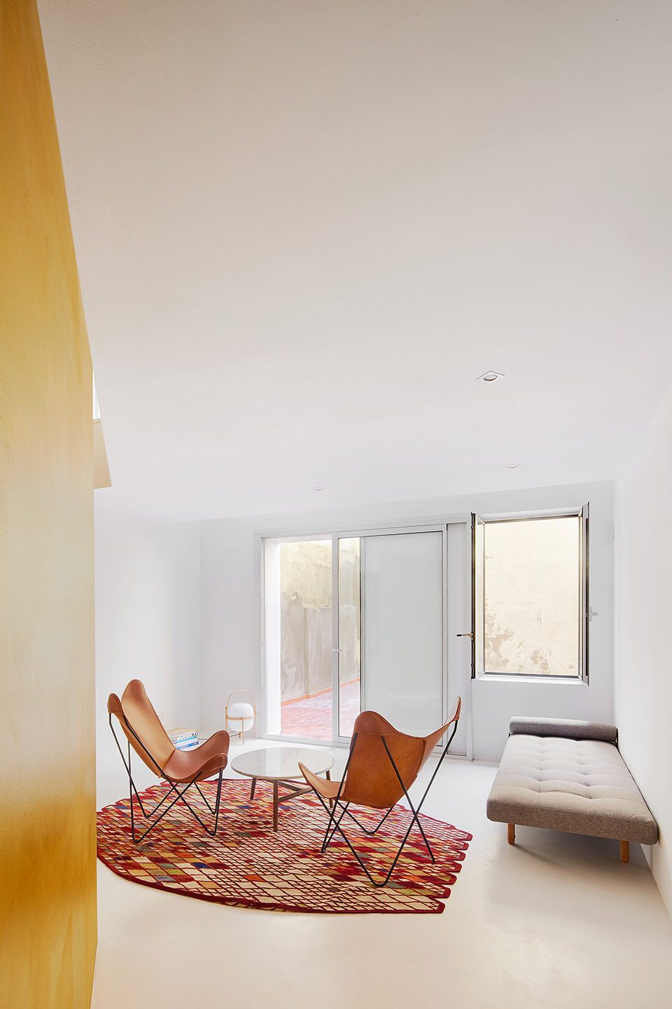 Duplex Tibbaut Barcelona by RAS Arquitectura