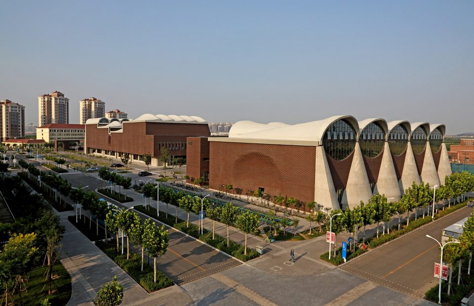 Gymnasium of New Campus of Tianjin University China by Atelier Li Xinggang