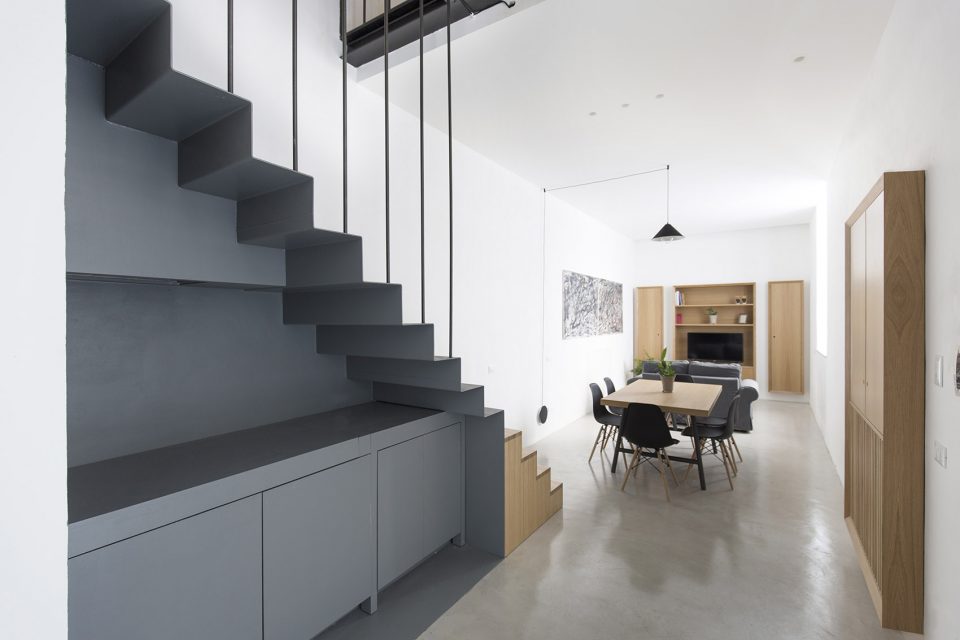 House A223 By Studio DiDeA