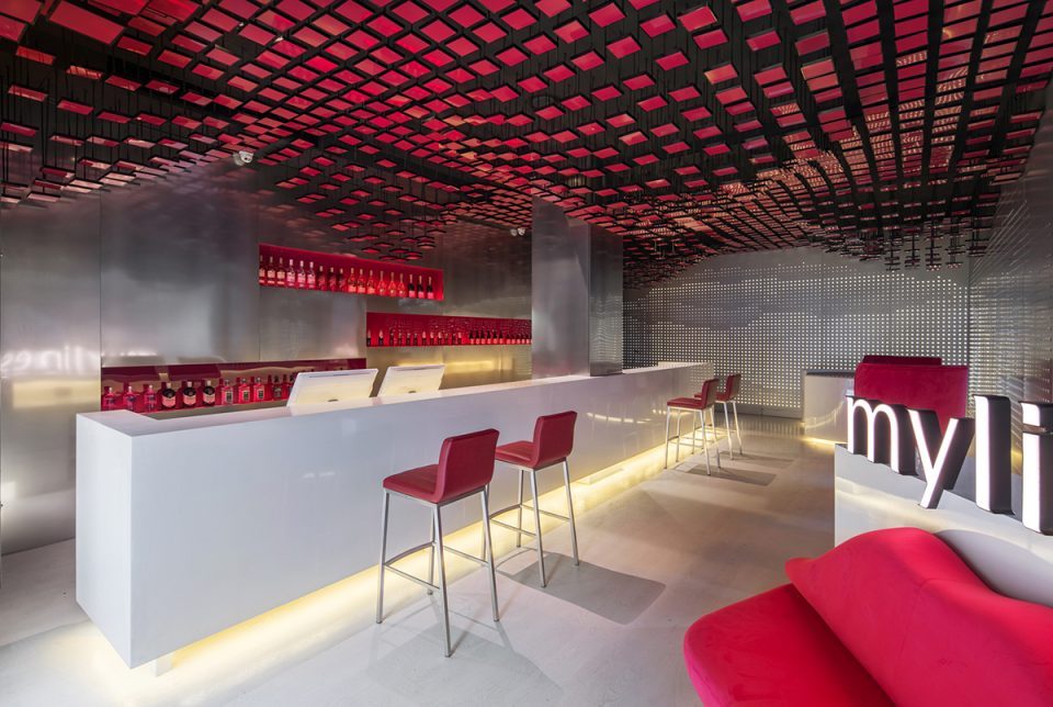 Mylines Hotel By LYCS Architecture 960x644