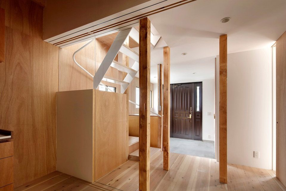Renovation of a multi generation house by tomomi kito architect associates