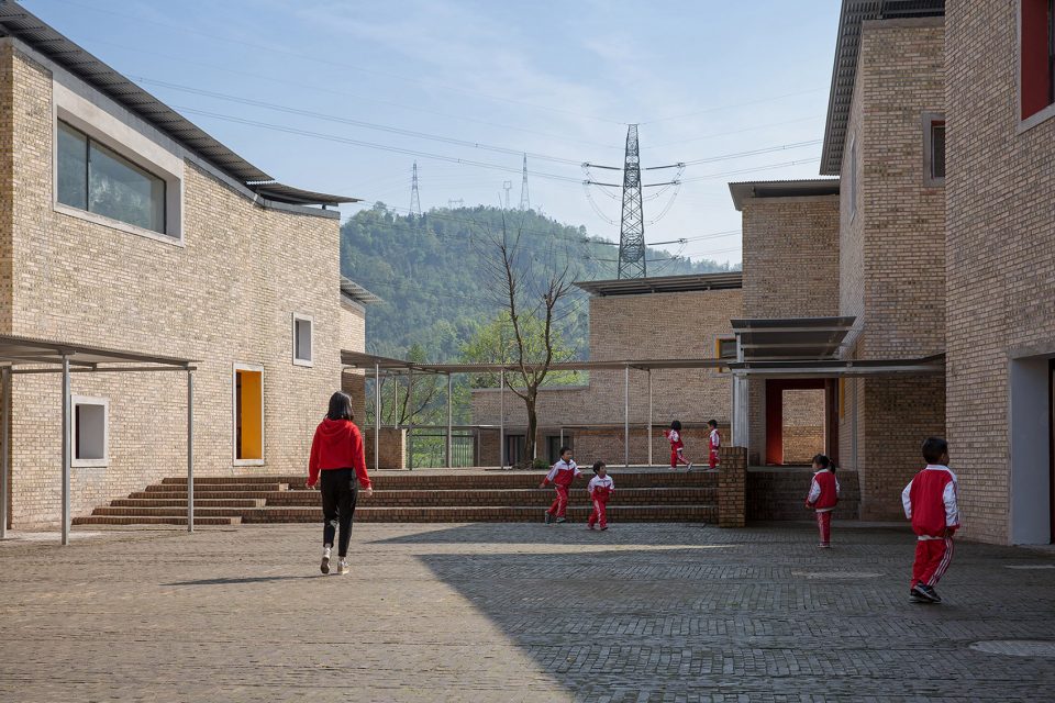 Xinchang village’s central kindergarten in Tianquan county sponsored by the One Foundation By Atelier Deshaus