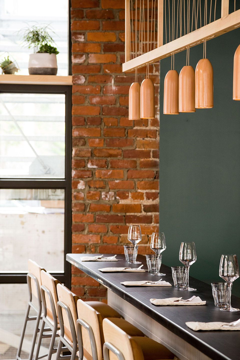Le Voisin Restaurant by Atelier Filz