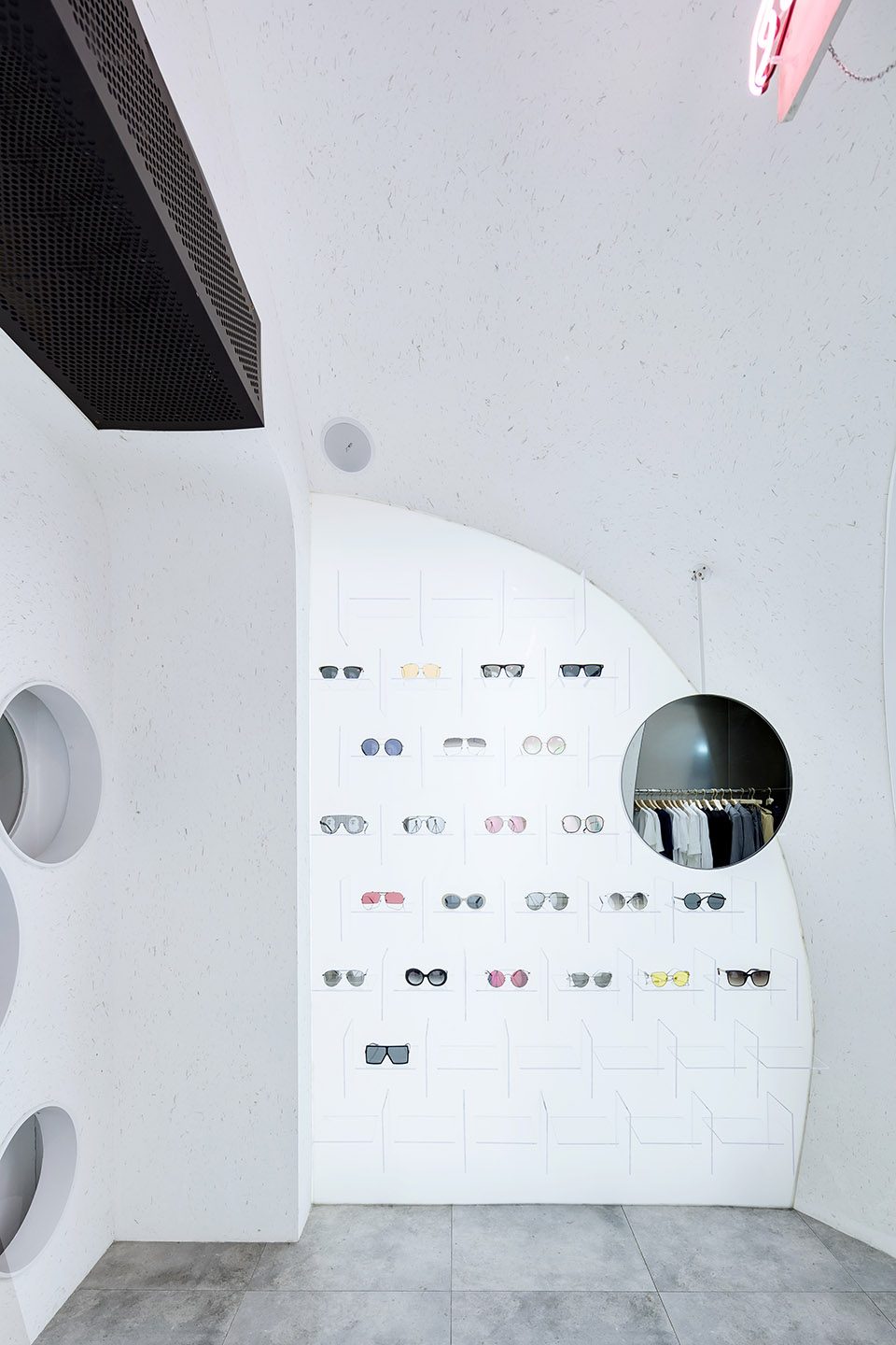 Nics Fashion Planet By Mur Mur Lab