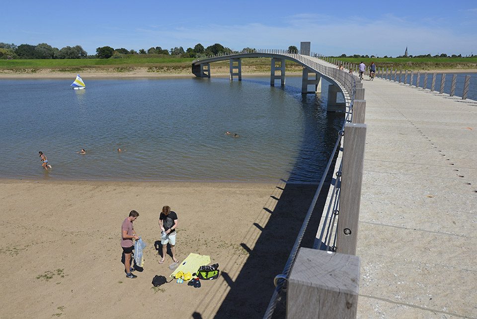 Citadel Bridge the Netherlands by NEXT architects