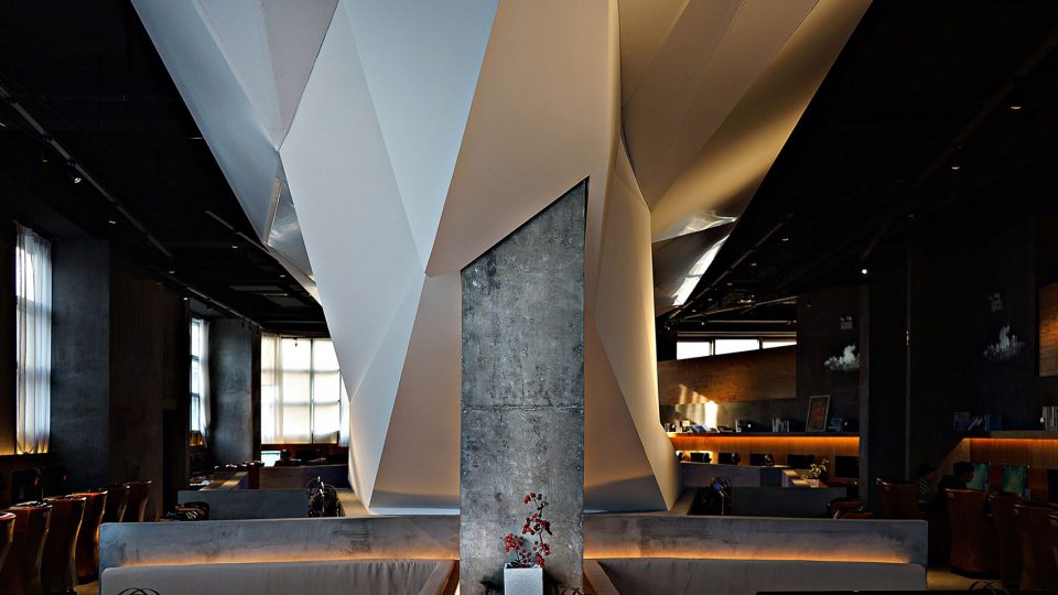 fly pig internet cafe china by lin x design studio