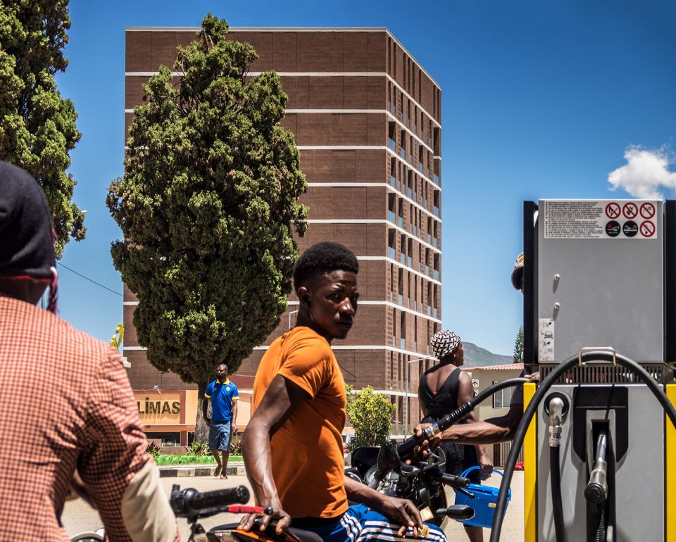 Lubango Centre by PROMONTORIO