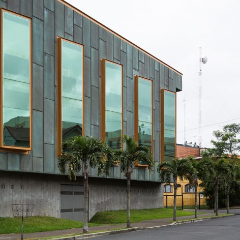 Van der Laat Jiménez Headquarters Building by FORO ARQUITECTOS