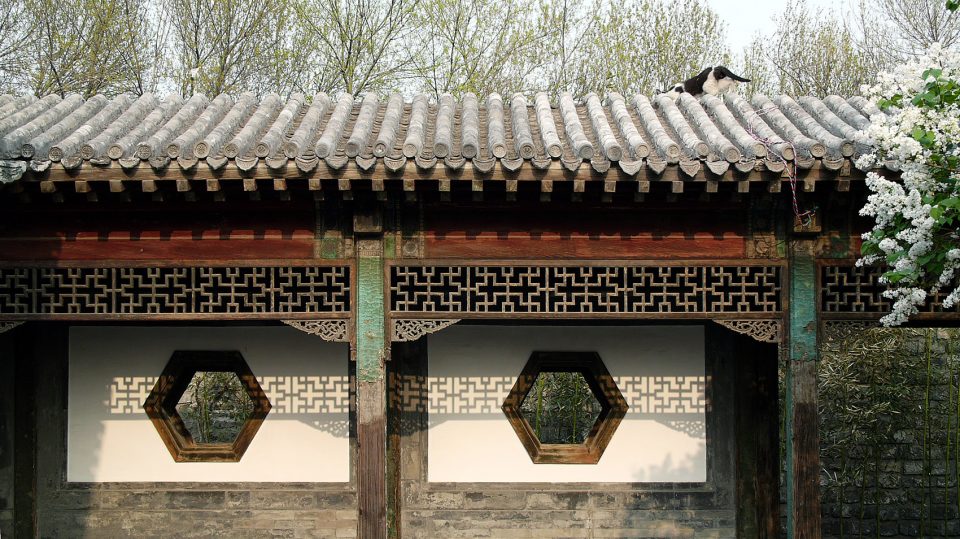 Caiguoqiang Courtyard House Renovation China by Studio Zhu Pei 1