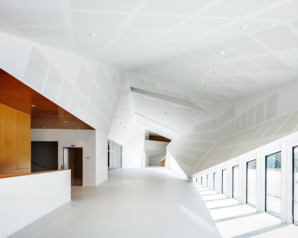 Congress Center Of Haute Saintonge by Tetrarc Architectes