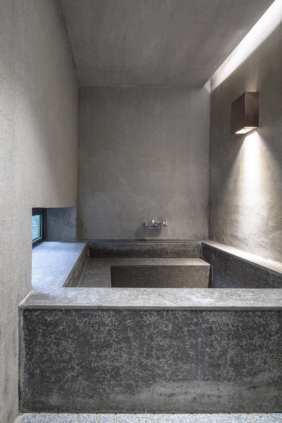 Hotel BESIDES and BLANCO China by 9 Architecture