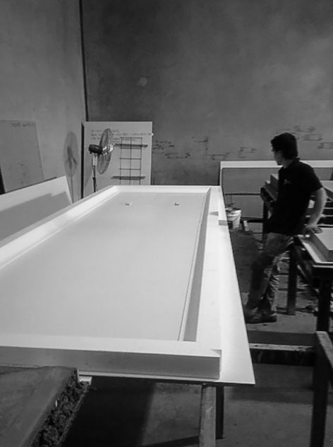 Poured Concrete Entertaining Dining Table by B.E Architecture