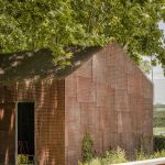 马德里网球学校后勤建筑 / BETA.ø architecture office