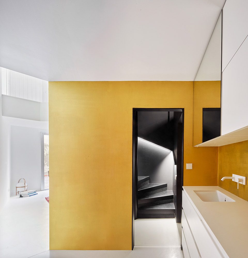 Duplex Tibbaut Barcelona by RAS Arquitectura