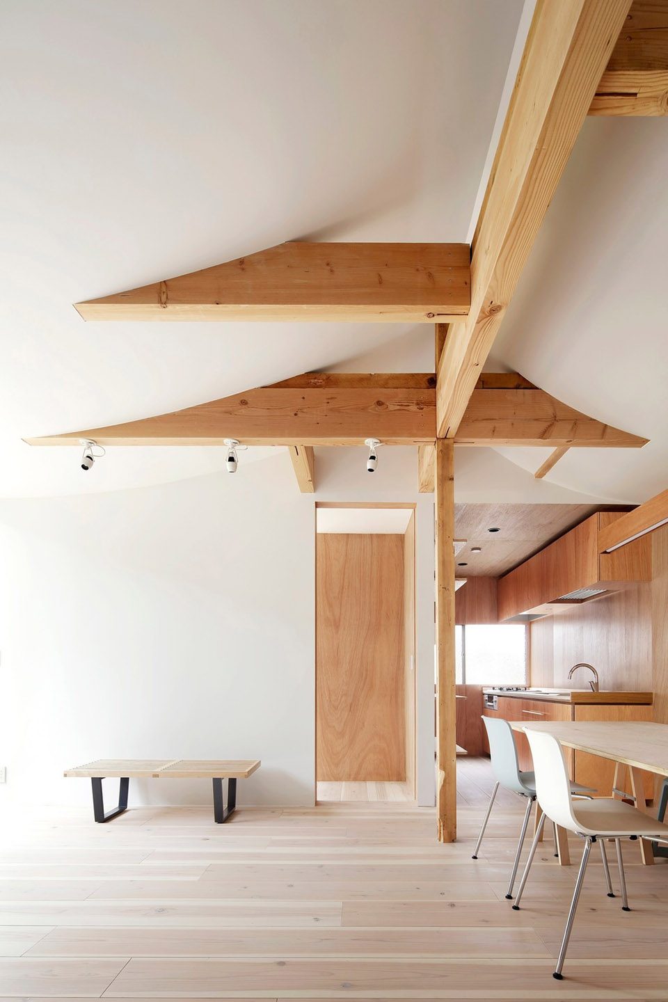Renovation of a multi generation house by tomomi kito architect associates