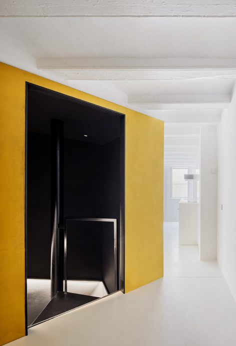 Duplex Tibbaut Barcelona by RAS Arquitectura
