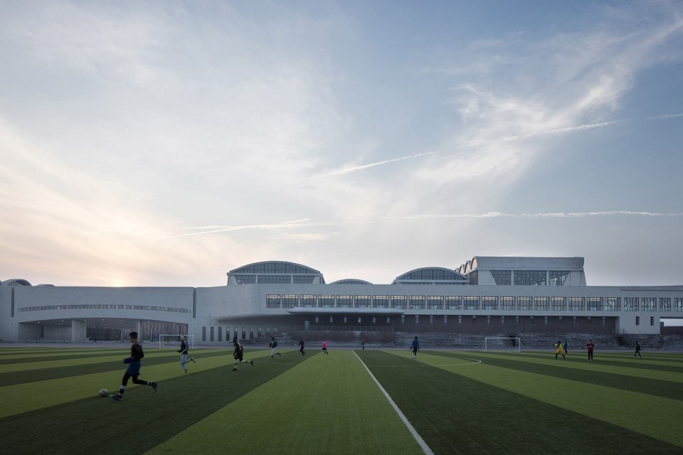 Gymnasium of New Campus of Tianjin University China by Atelier Li Xinggang